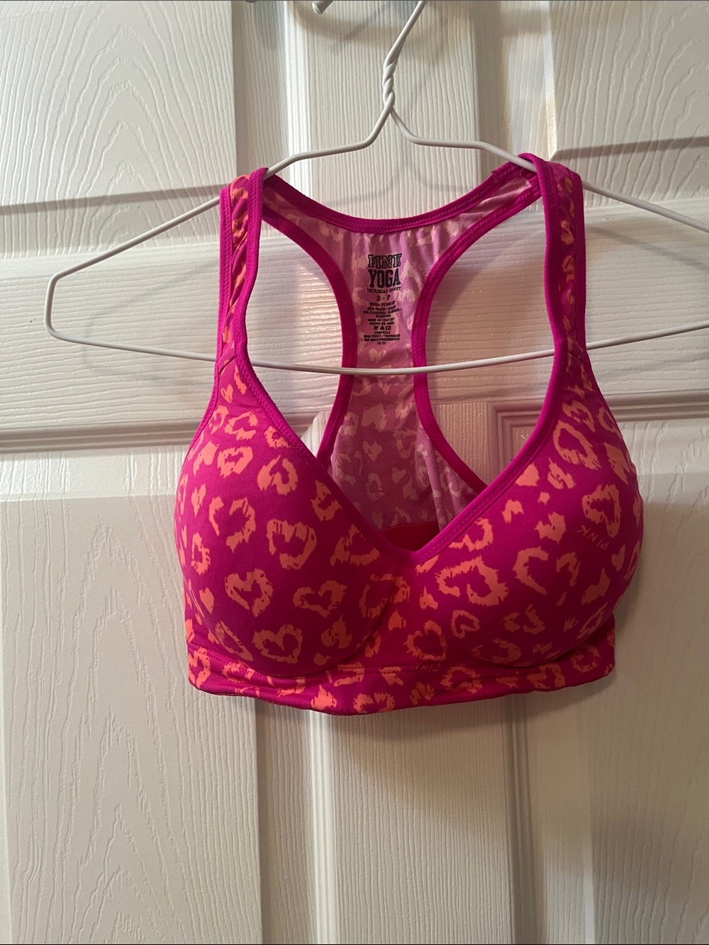 PINK Victoria's Secret Fuchsia Pink Sports Bra with Coral Heart Print medium
